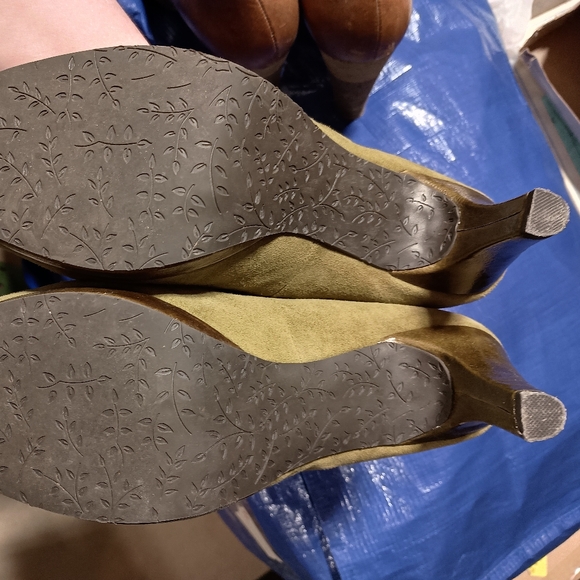 🆕Anthropologie🌷Miss Albright Verde Pumps - Picture 6 of 10